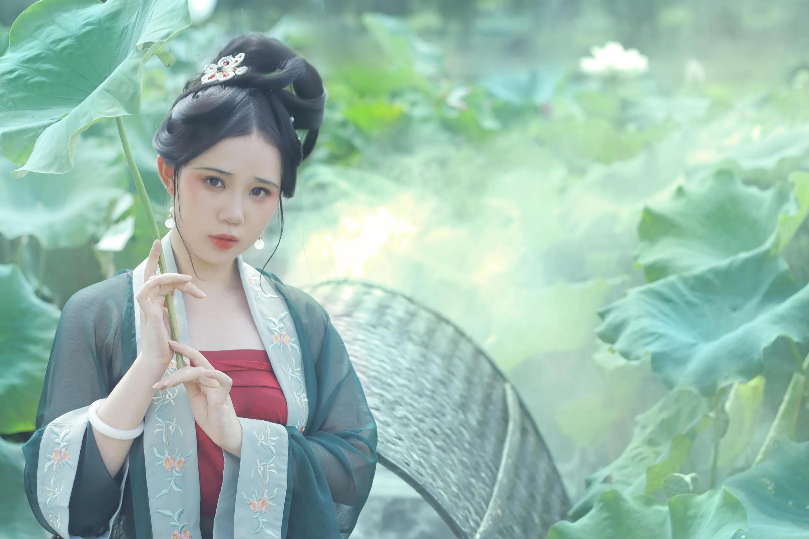 [YITUYU艺图语]2022.08.21 采莲曲 一只高高 [27P]插图1